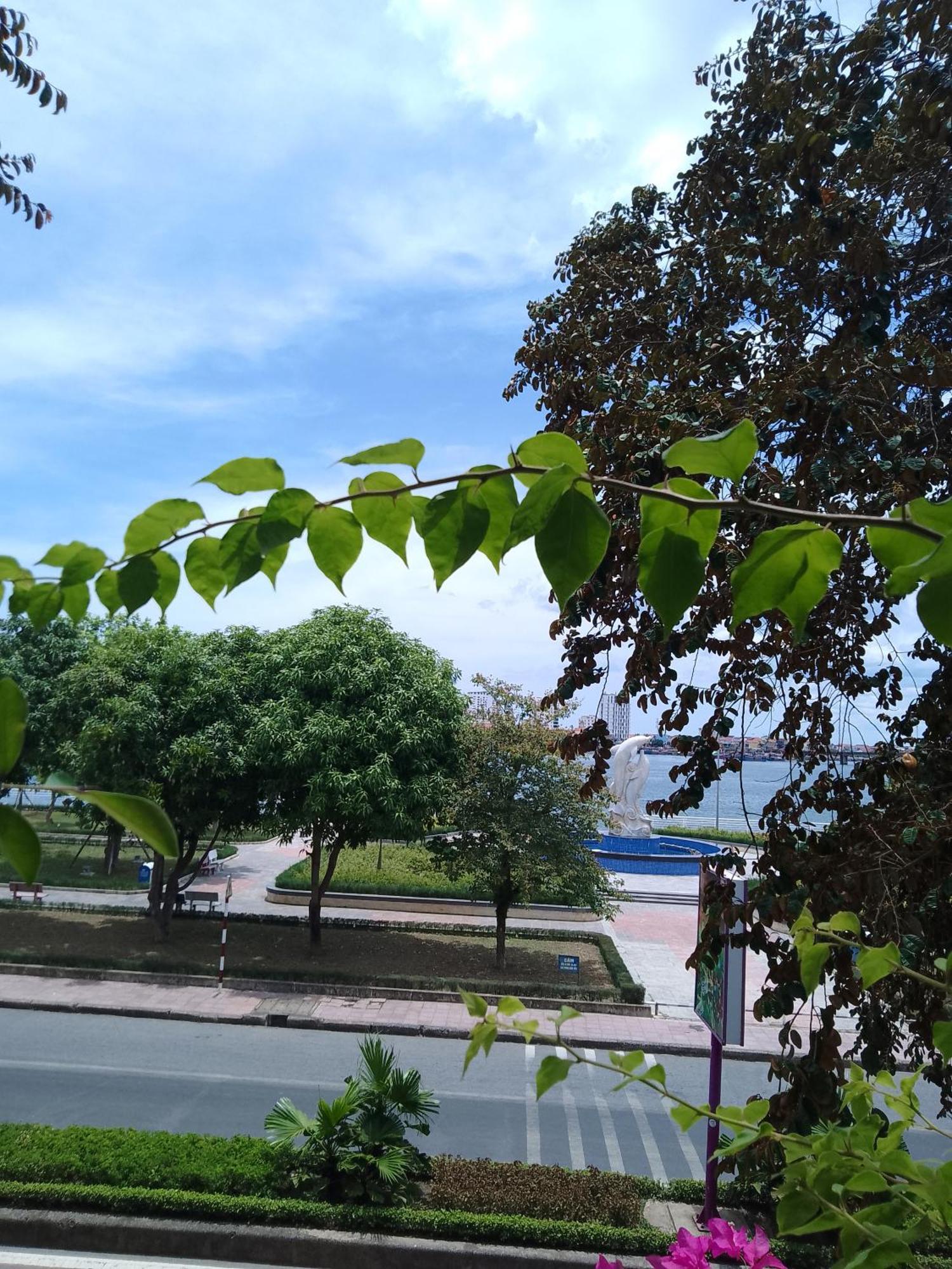 Nha Nghi Hang Nga Ðồng Hới Luaran gambar