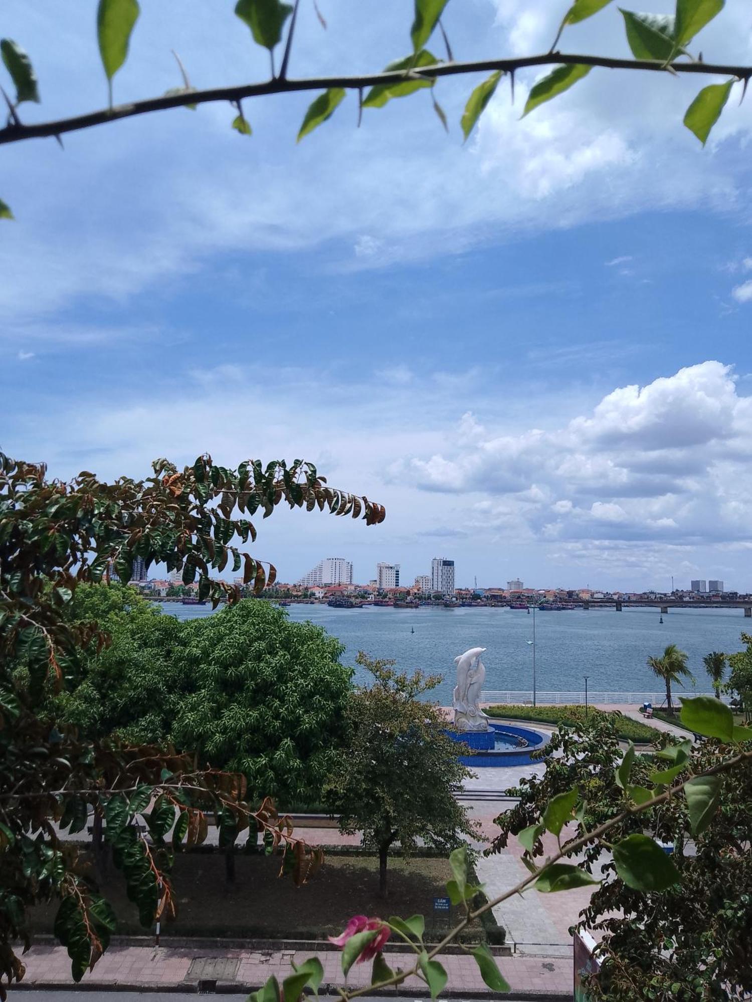 Nha Nghi Hang Nga Ðồng Hới Luaran gambar