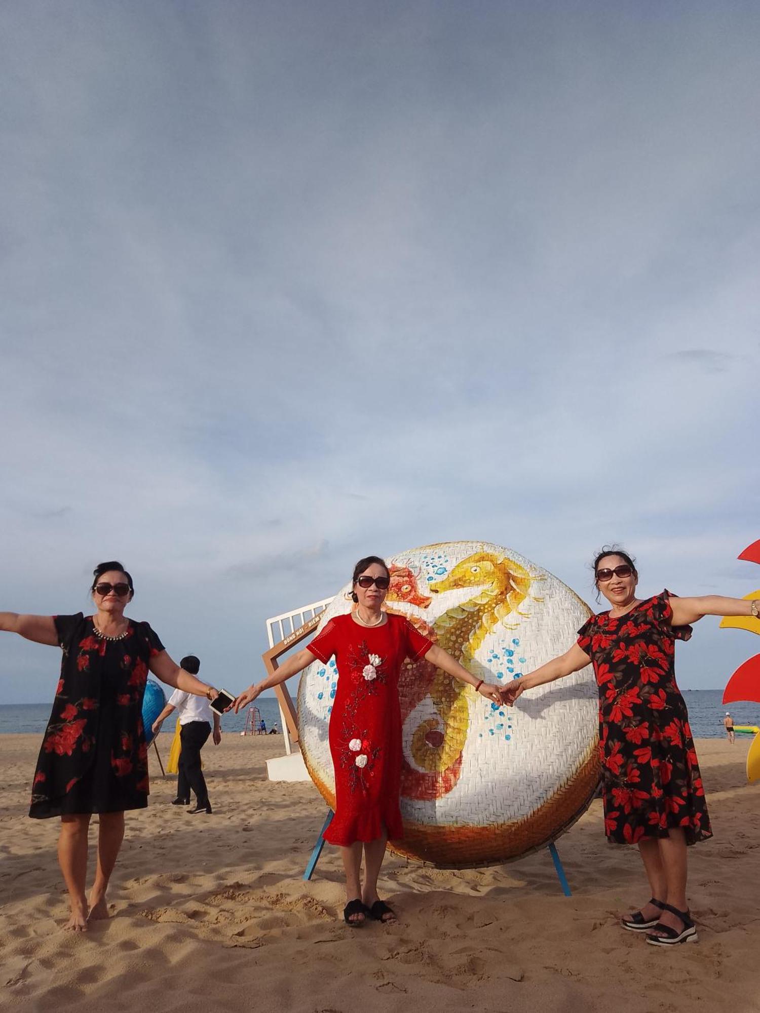 Nha Nghi Hang Nga Ðồng Hới Luaran gambar