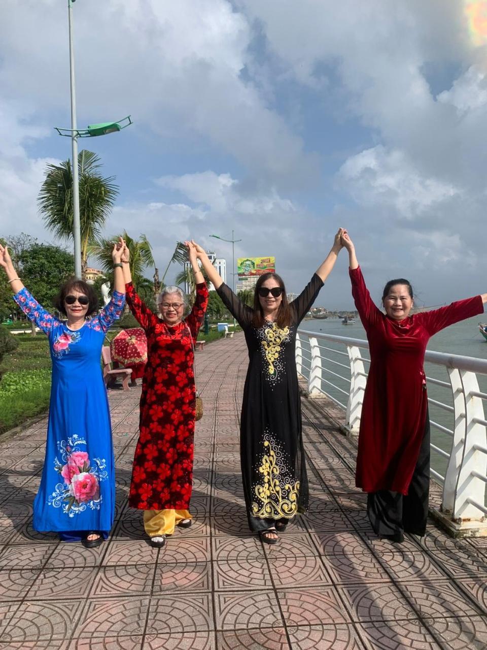 Nha Nghi Hang Nga Ðồng Hới Luaran gambar